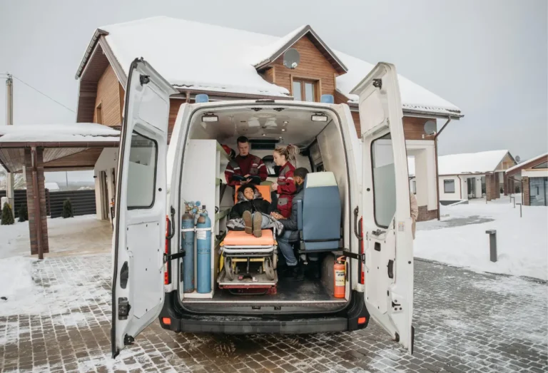 7 Reasons Families Trust NEMT Services for Safe Medical Transportation